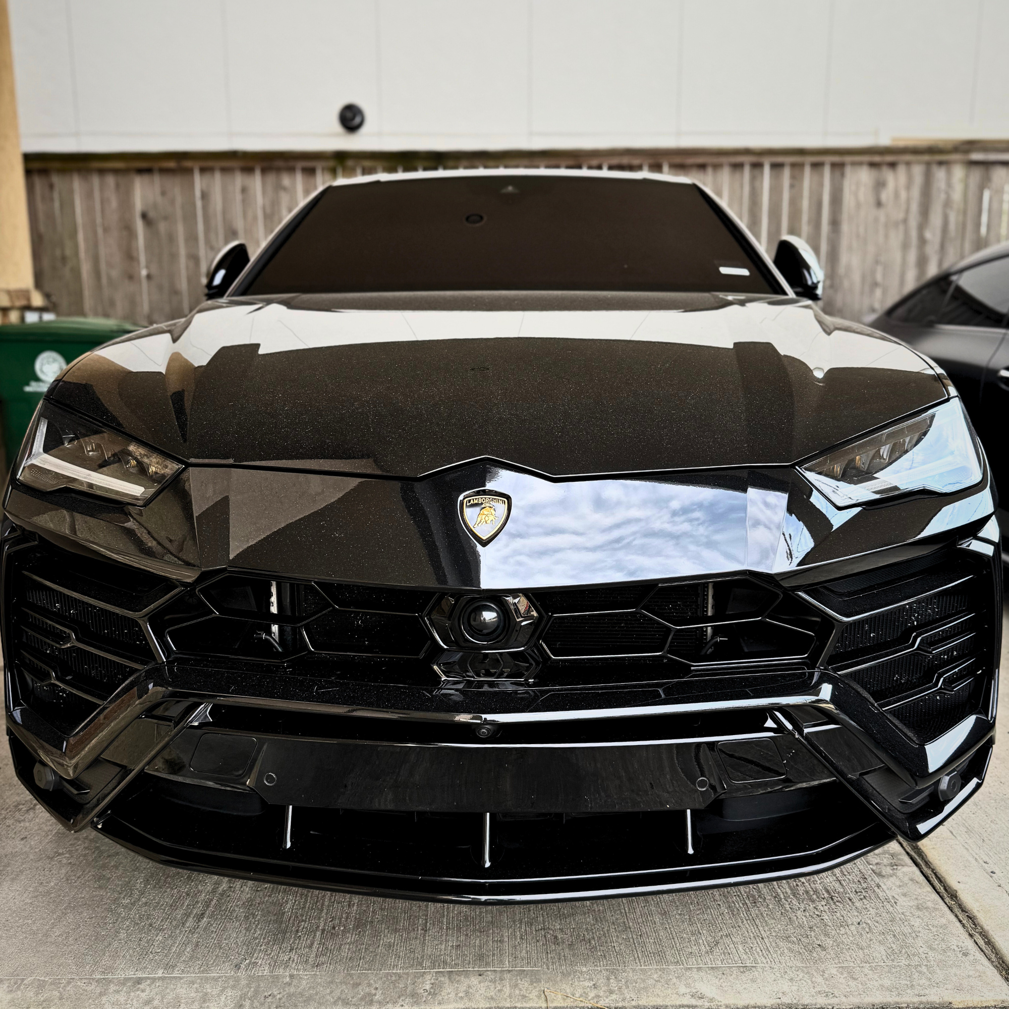 Rent a 2022 Lamborghini Urus in Houston